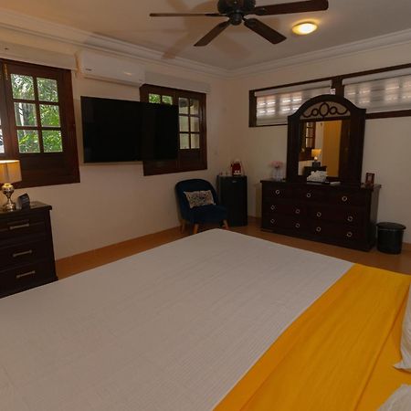 Hotel Boutique Villas Segovia Косумель Экстерьер фото