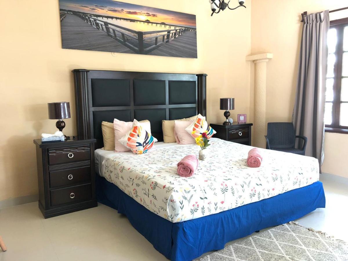 Hotel Boutique Villas Segovia Косумель Экстерьер фото