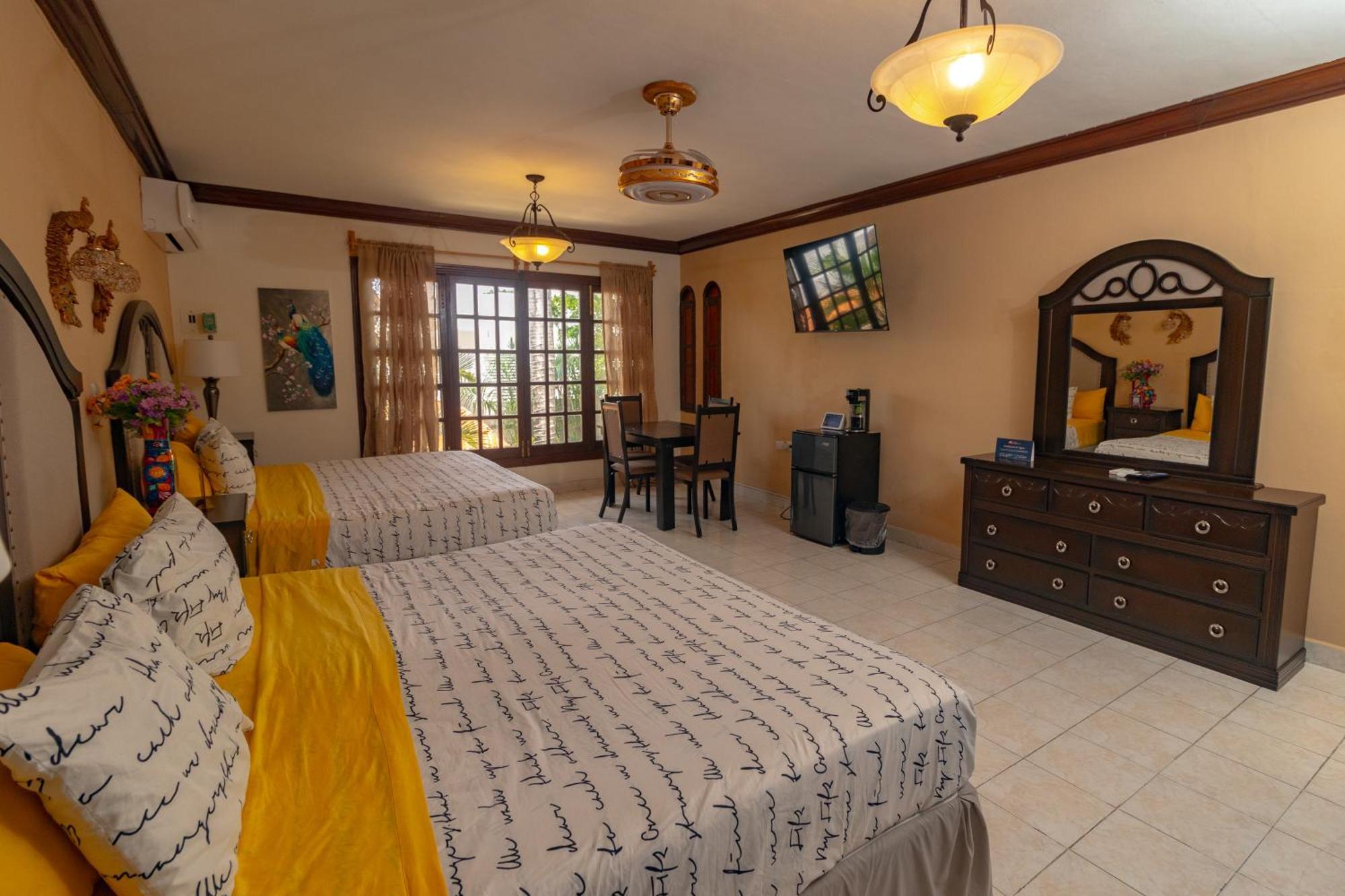 Hotel Boutique Villas Segovia Косумель Экстерьер фото